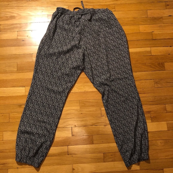 New York Drawstring Pant - Picture 2 of 4